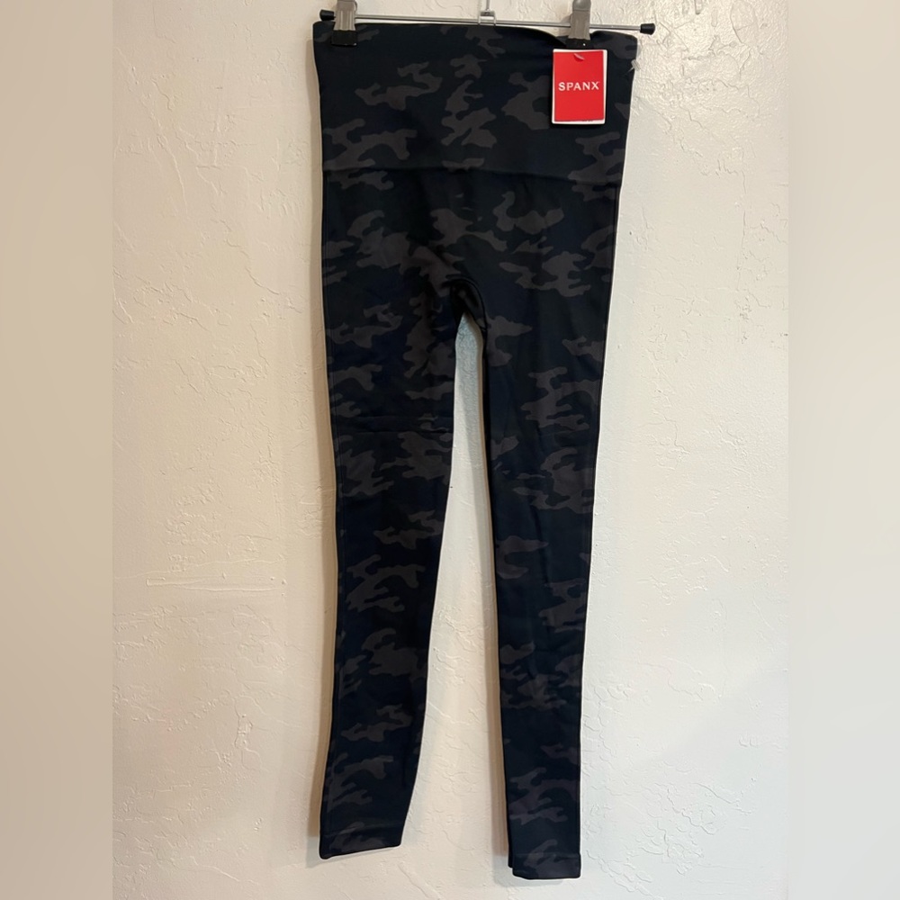 Spanx leggings size S NWT